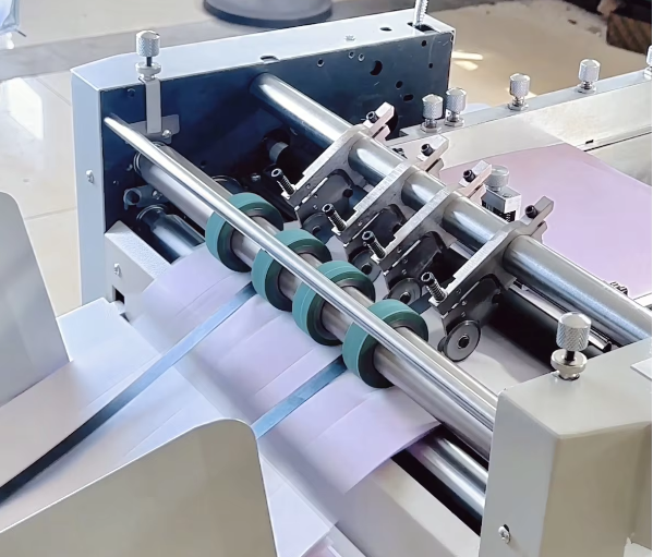 Automatic High Speed Slitting  – Die Cutting Machine recenzja i cena
