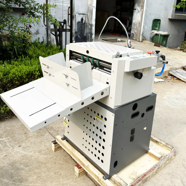 Automatic High Speed Slitting  – Die Cutting Machine recenzja i cena